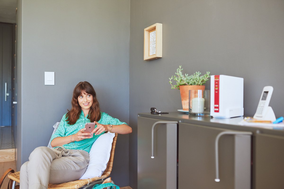 AVM FRITZ!Box 6590 Cable WLAN AC+N (DOCSIS 3.0, Dual-WLAN 1.733 Mbit/s + 800 Mbit/s, VoIP)